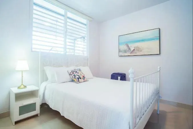 103-Delightful Gem In The City, Close To The Beach With Free Parking San Juan Apartment